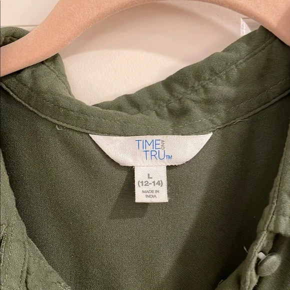 Time and Tru Green Buttoned Tiered Dress - Picture 2 of 2